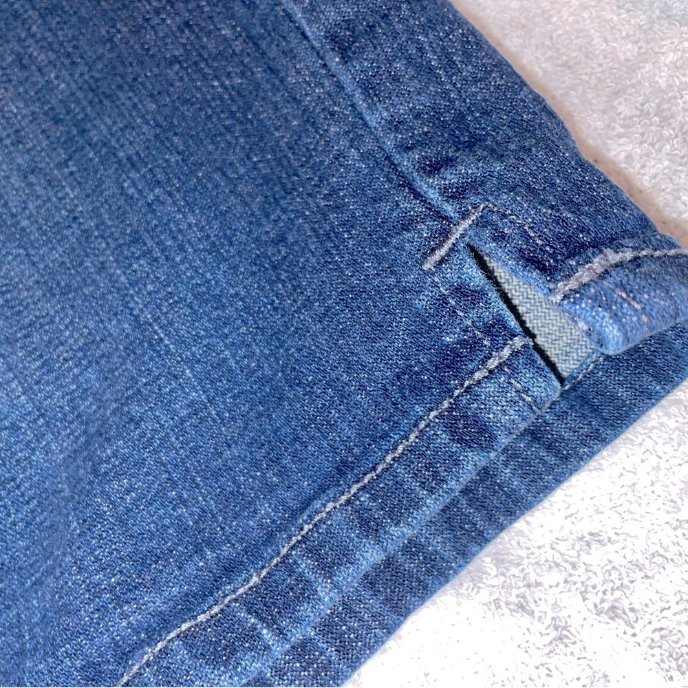 LEVIS DENIM SHORTS - Picture 9 of 9